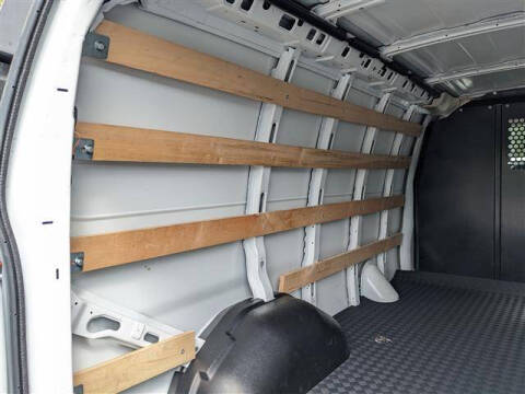 2024 GMC Savana 2500