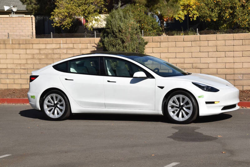 2022 Tesla Model 3 Base photo 49