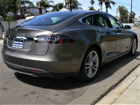 2015 Tesla Model S 70D