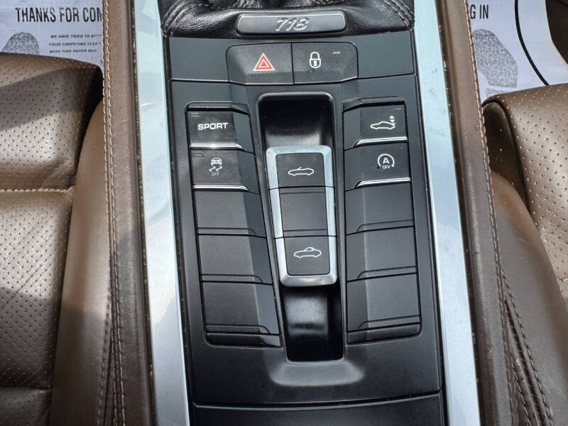 2017 Porsche 718 Boxster S