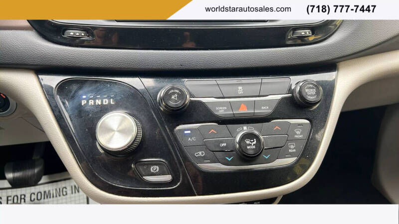 2017 Chrysler Pacifica LX