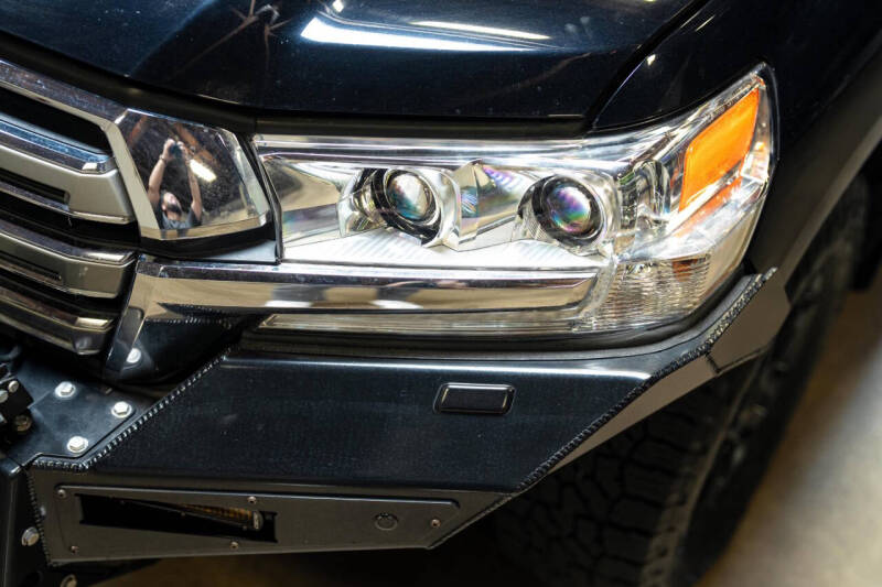 2019 Toyota Land Cruiser