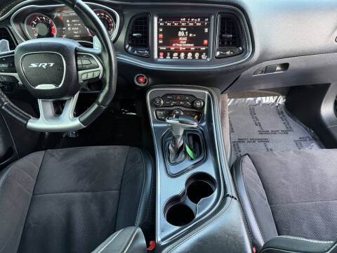 2016 Dodge Challenger SRT 392