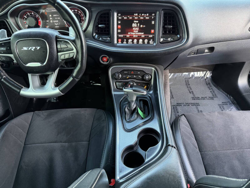 2016 Dodge Challenger SRT 392