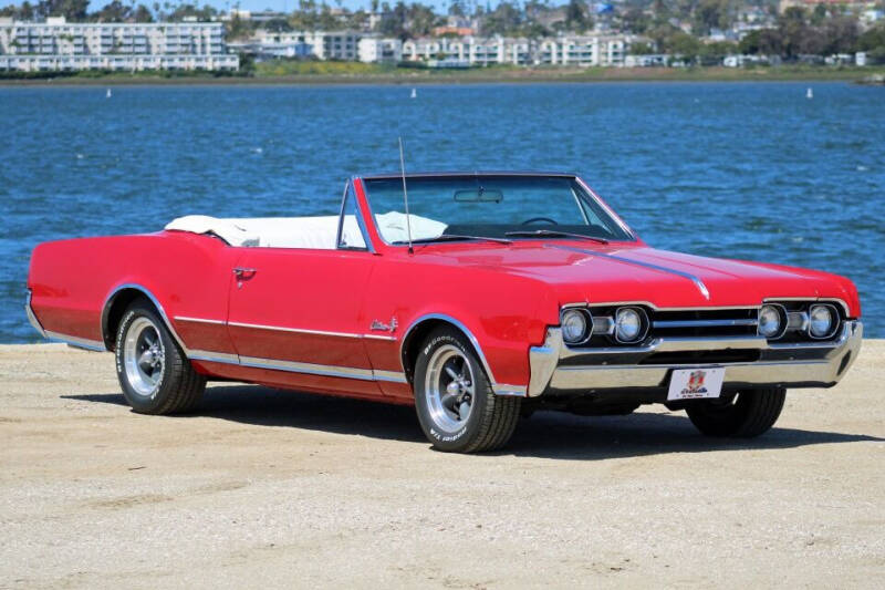 1967 Oldsmobile Cutlass Supreme