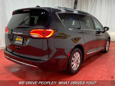 2018 Chrysler Pacifica Touring L