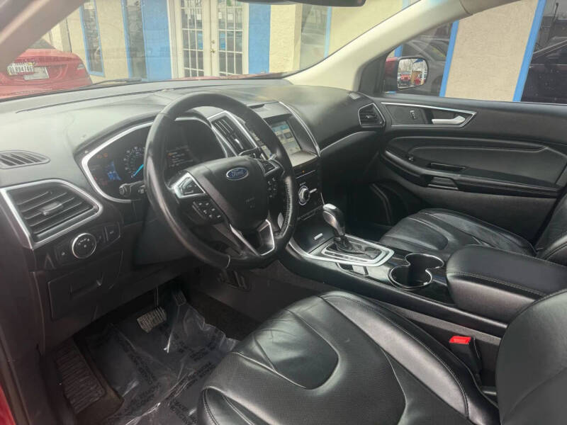 2017 Ford Edge Titanium