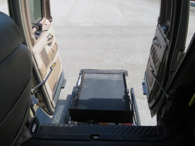 2013 Ford E-Series E-150