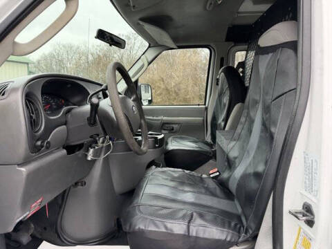 2006 Ford E-Series E-250