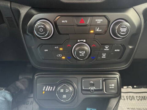 2023 Jeep Renegade Trailhawk