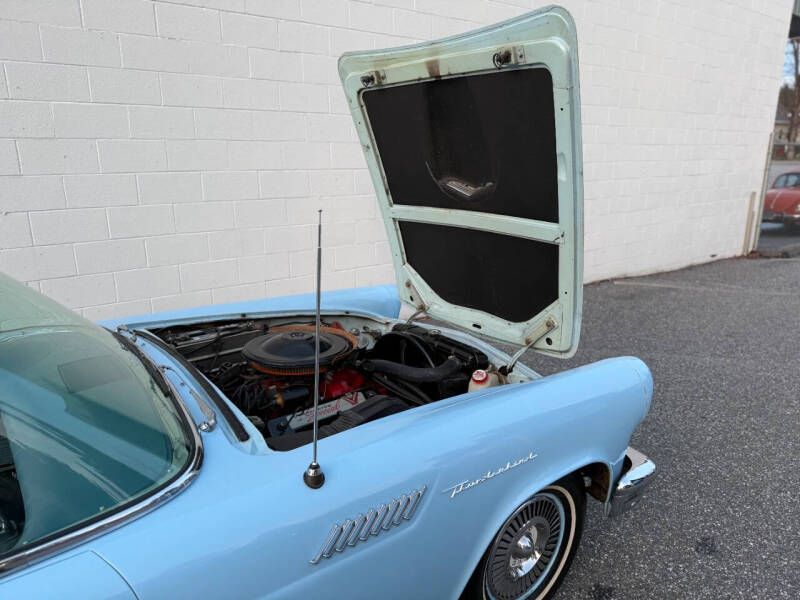 1957 Ford Thunderbird