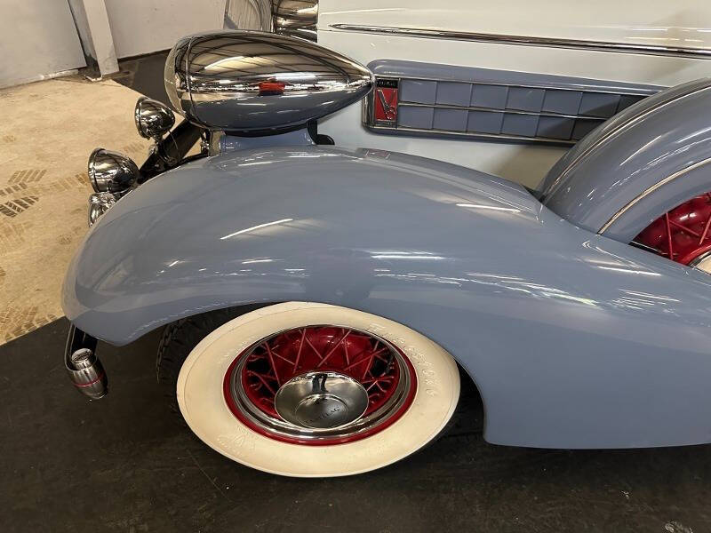 1935 Cadillac 355 Imperial