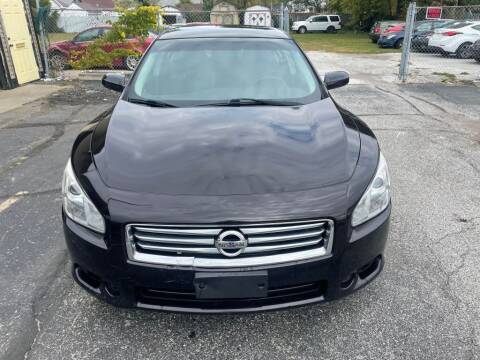 2013 Nissan Maxima for sale at speedy auto sales in Indianapolis IN