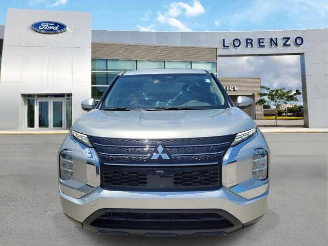2024 Mitsubishi Outlander ES