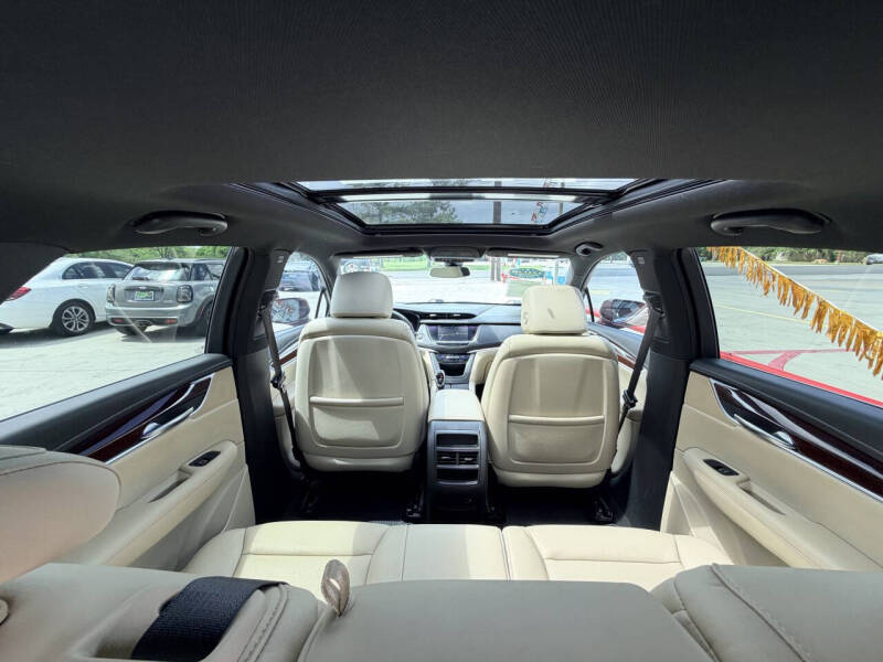 2018 Cadillac XT5 Luxury
