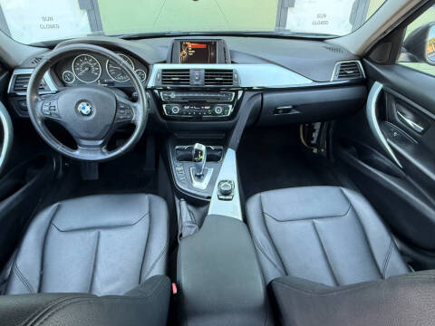 2016 BMW 3 Series 320i