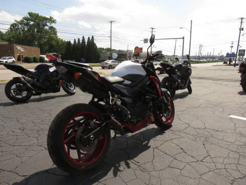 2020 Suzuki GSX-S750M0