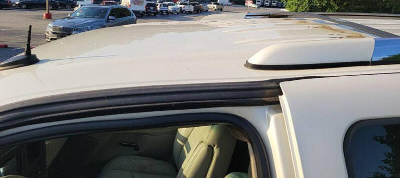 2003 Cadillac Escalade