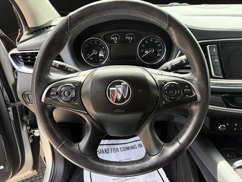 2020 Buick Enclave Essence