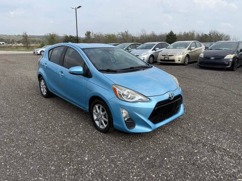 2016 Toyota Prius c Three