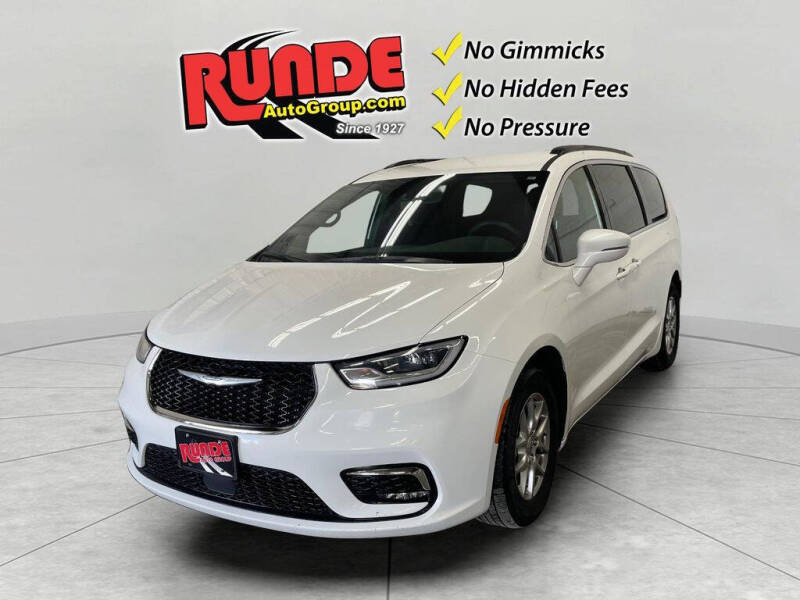 2022 Chrysler Pacifica Touring