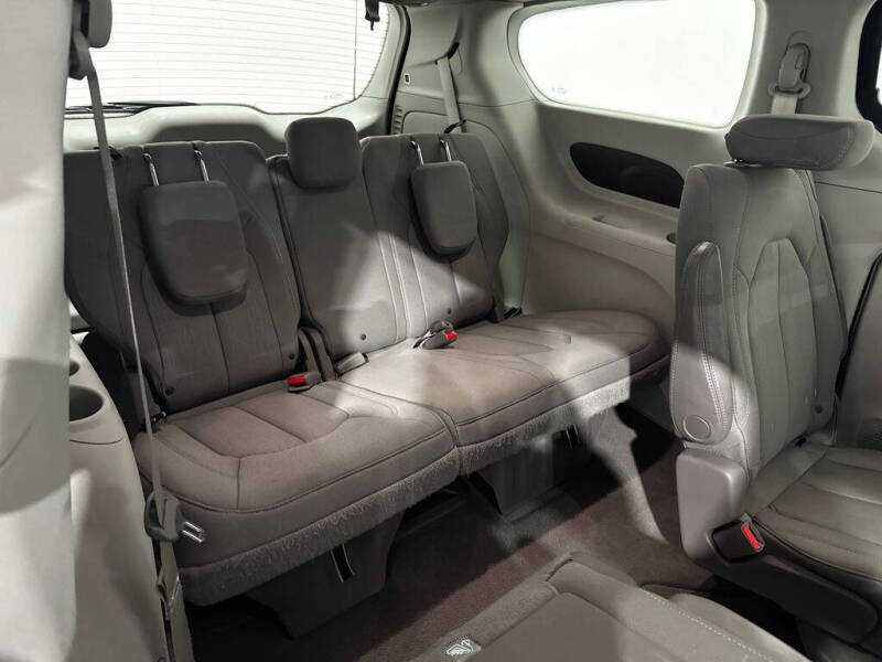 2020 Chrysler Pacifica Touring