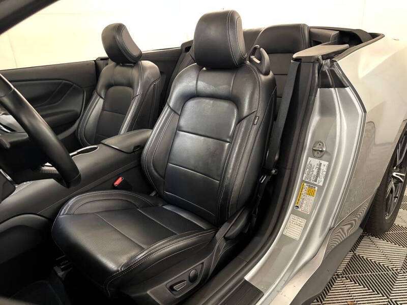 2025 Ford Mustang EcoBoost Premium