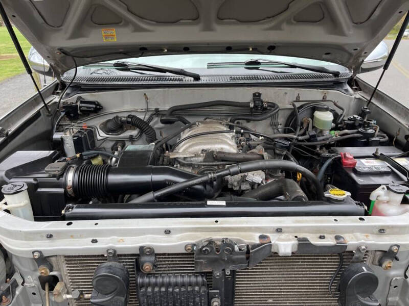 2002 Toyota Tundra SR5 V8