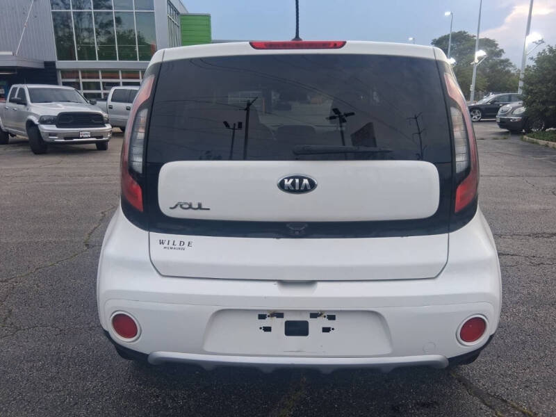 2018 Kia Soul +