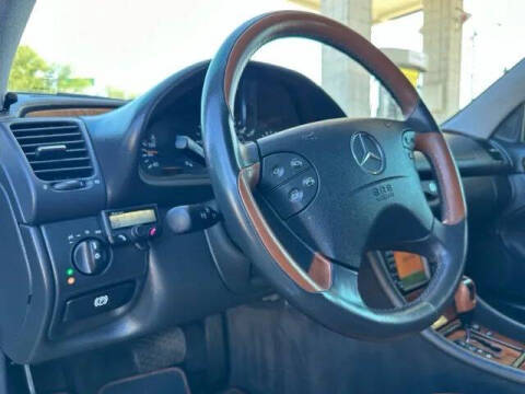 2001 Mercedes-Benz CLK CLK 320