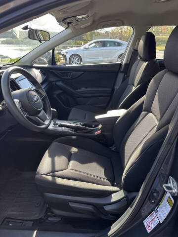 2019 Subaru Impreza 2.0i