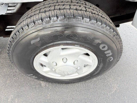2001 Ford E-Series