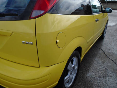 2005 Ford Focus ZX3 SES