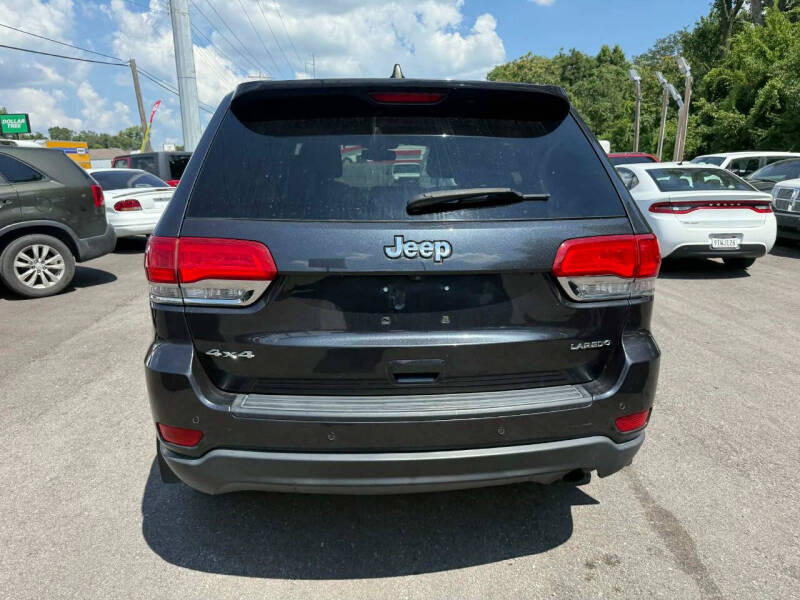 2016 Jeep Grand Cherokee Laredo