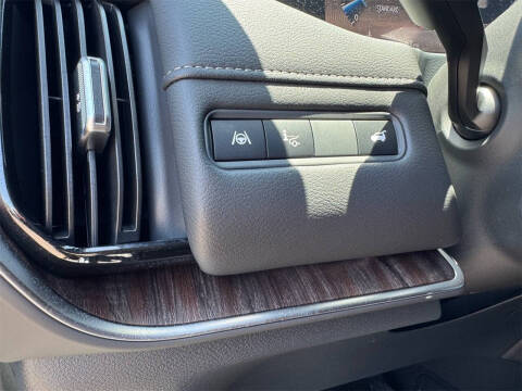 2025 Nissan Armada SL