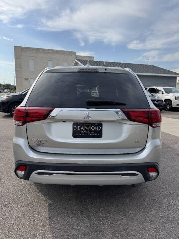2020 Mitsubishi Outlander SEL