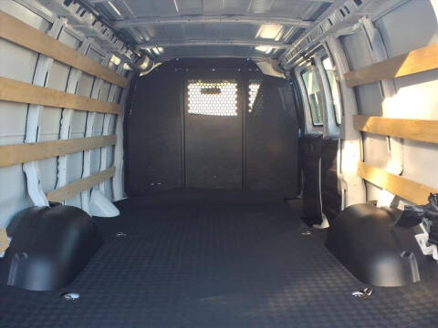 2024 Chevrolet Express 2500