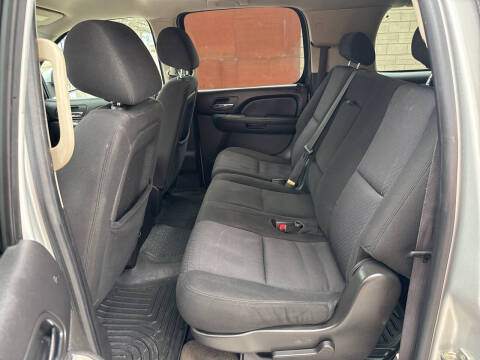 2010 Chevrolet Suburban LS