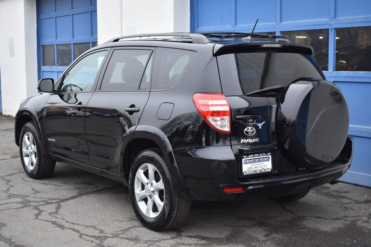 Toyota rav 4 2011