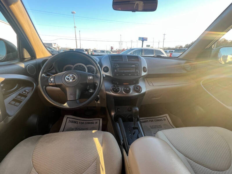 2012 Toyota RAV4 Base photo 10