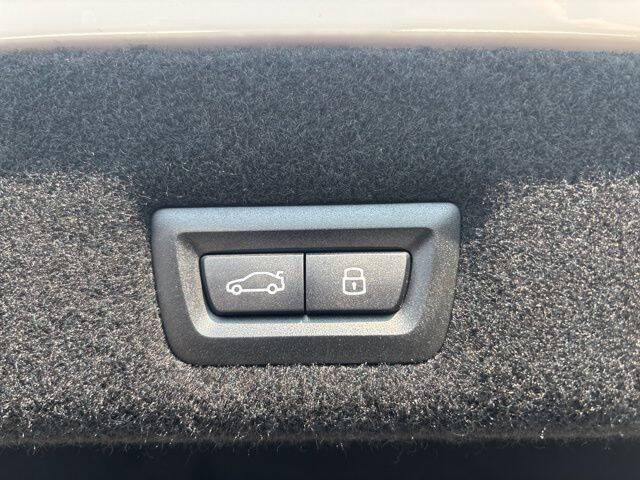 2025 BMW 7 Series 740i xDrive