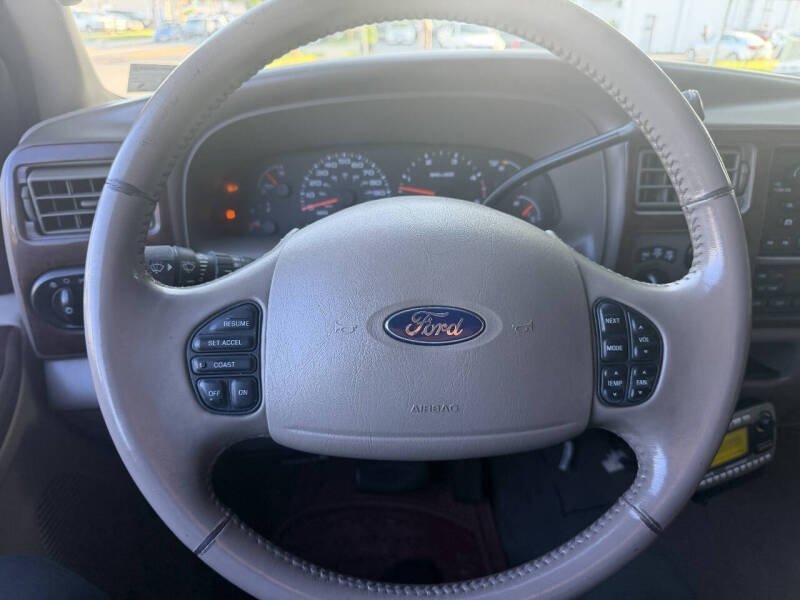 2004 Ford Excursion Limited