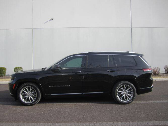 2022 Jeep Grand Cherokee L Summit