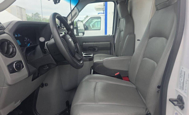 2023 Ford E-Series