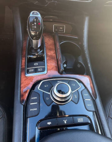 2015 Kia K900 Luxury