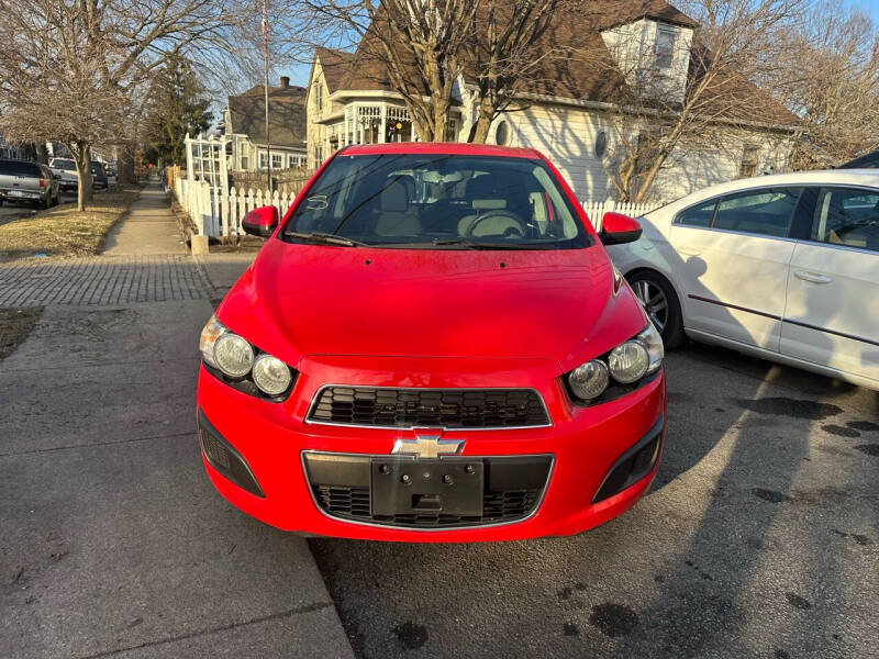 2016 Chevrolet Sonic LS Manual
