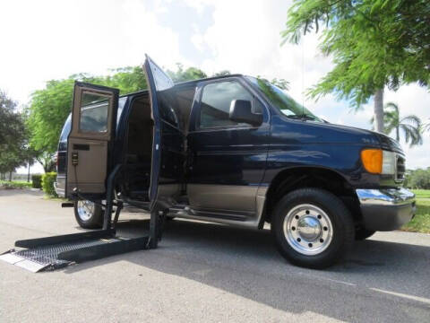 2006 Ford E-Series E-250 SD
