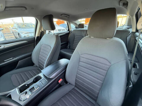 2019 Ford Fusion Hybrid SE