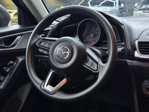 2017 Mazda MAZDA3 Sport