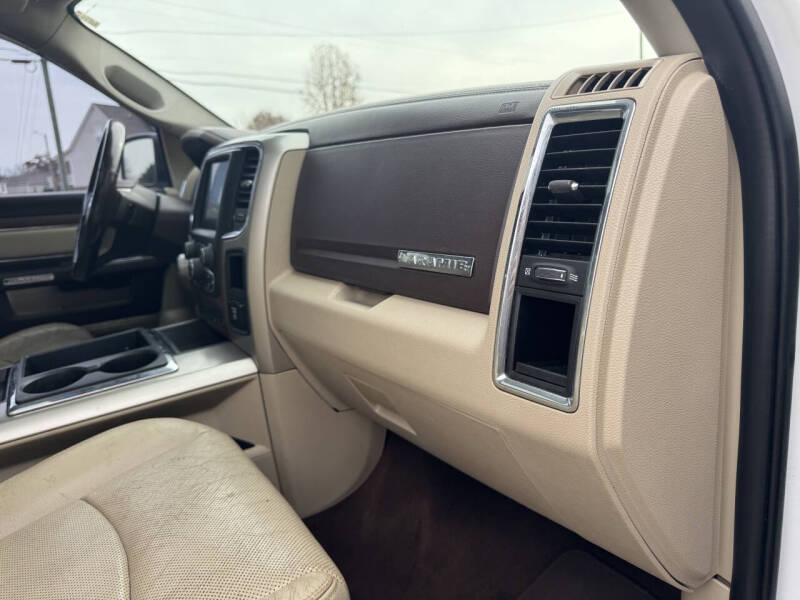 2015 RAM 1500 Laramie